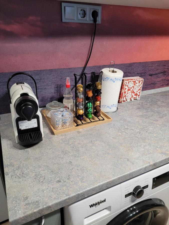 Krisztina Apartman Appartement Salgótarján Buitenkant foto